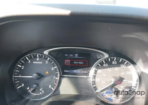 2018 Nissan Pathfinder Sl из США, поврежденный, VIN 5N1DR2MM8JC637360